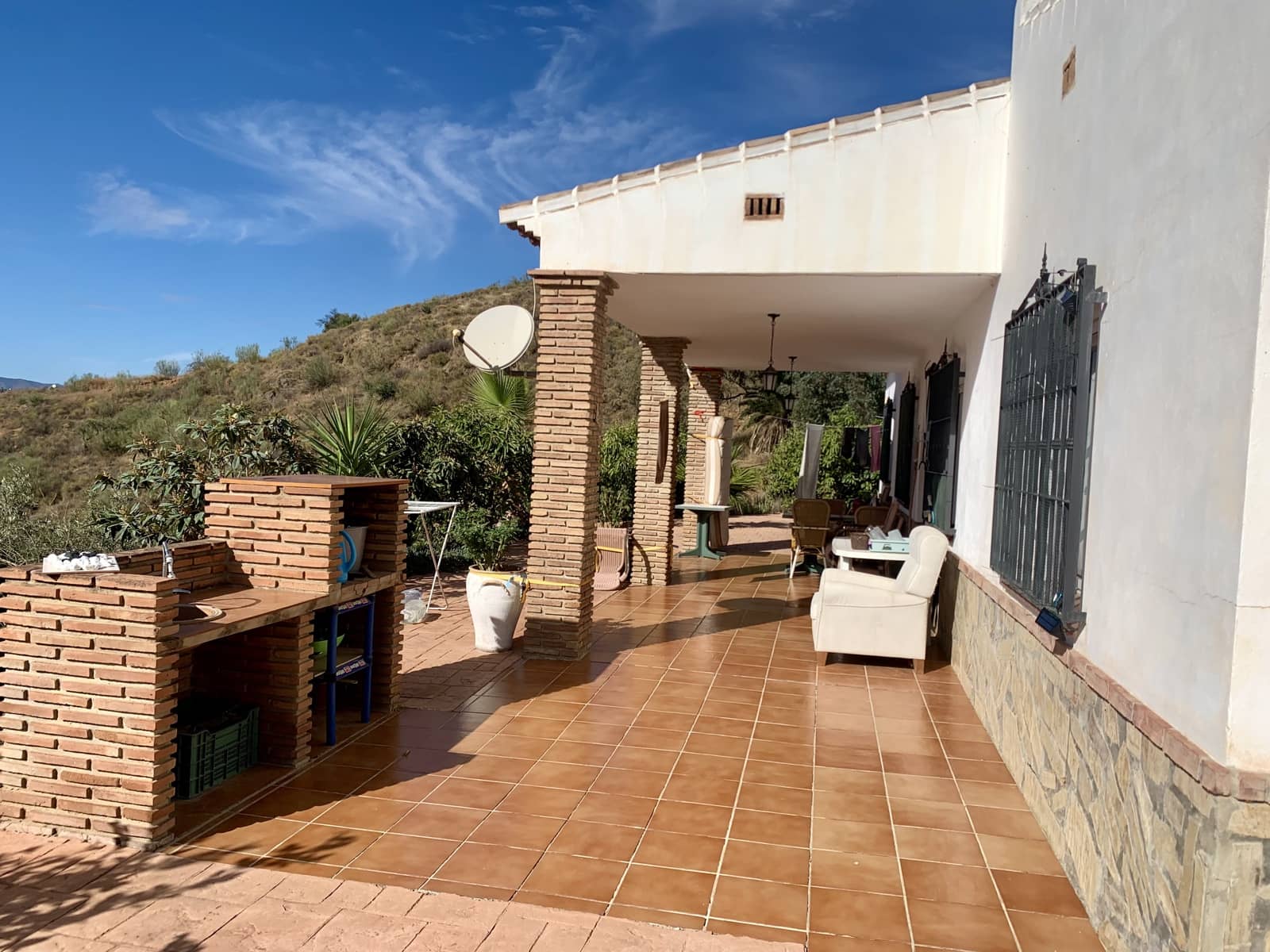 4 soveværelse Villa til salg i Canillas de Aceituno med garage - € 270.000 (Ref: 9558840)