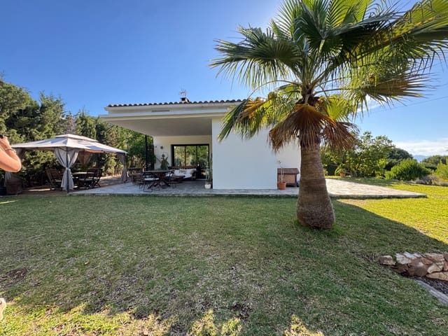 4 quarto Moradia para venda em Alhaurín de la Torre com garagem - 665 000 € (Ref: 9558841)