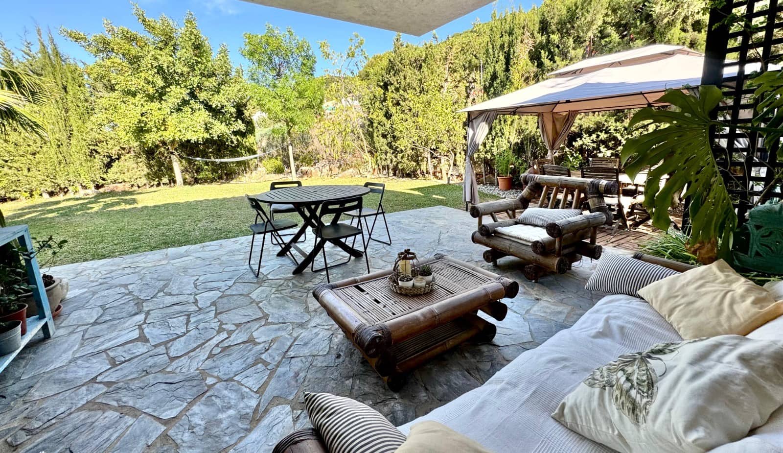 4 makuuhuone Huvila myytävänä paikassa Alhaurin de la Torre mukana 
autotalli - 665 000 € (Ref: 9558841)