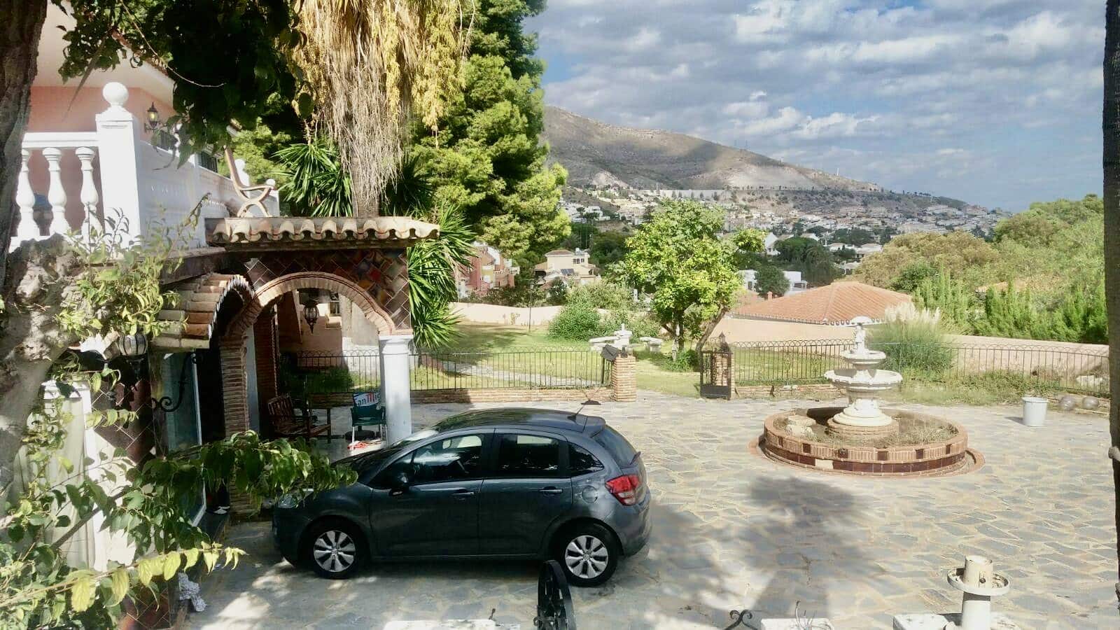 8 soveværelse Villa til salg i Benalmadena med swimmingpool garage - € 1.775.000 (Ref: 9558843)