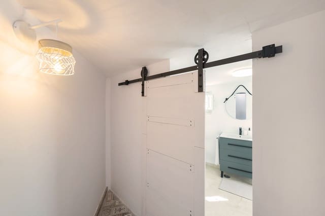 4 soveværelse Byhus til leje i Venta Baja, Alcaucín med garage - € 900 (Ref: 9558844)