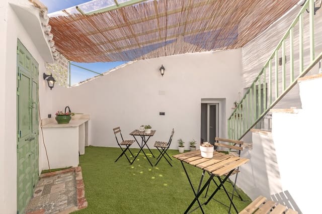 4 soveværelse Byhus til leje i Venta Baja, Alcaucín med garage - € 900 (Ref: 9558844)