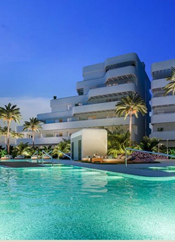 2 slaapkamer Appartement te koop in Torre del Mar met zwembad garage - € 371.000 (Ref: 9558846)