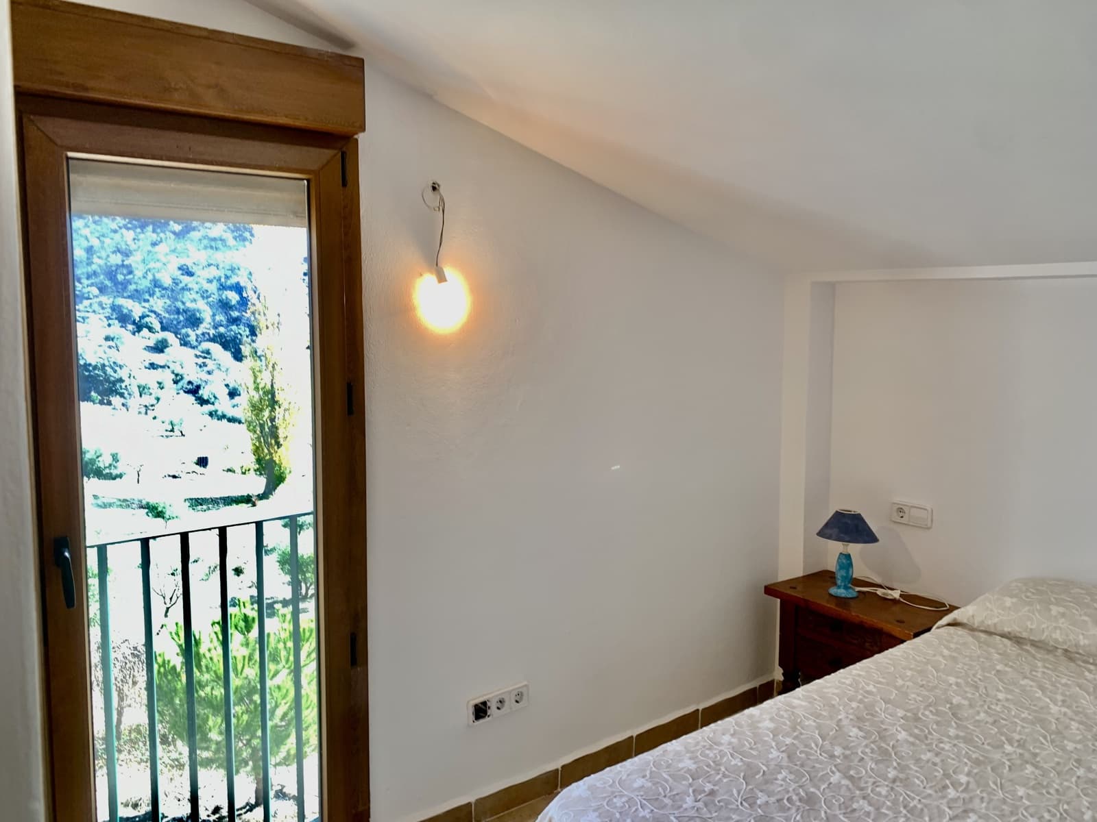 4 soveværelse Villa til salg i Alcaucin med garage - € 250.000 (Ref: 9558849)