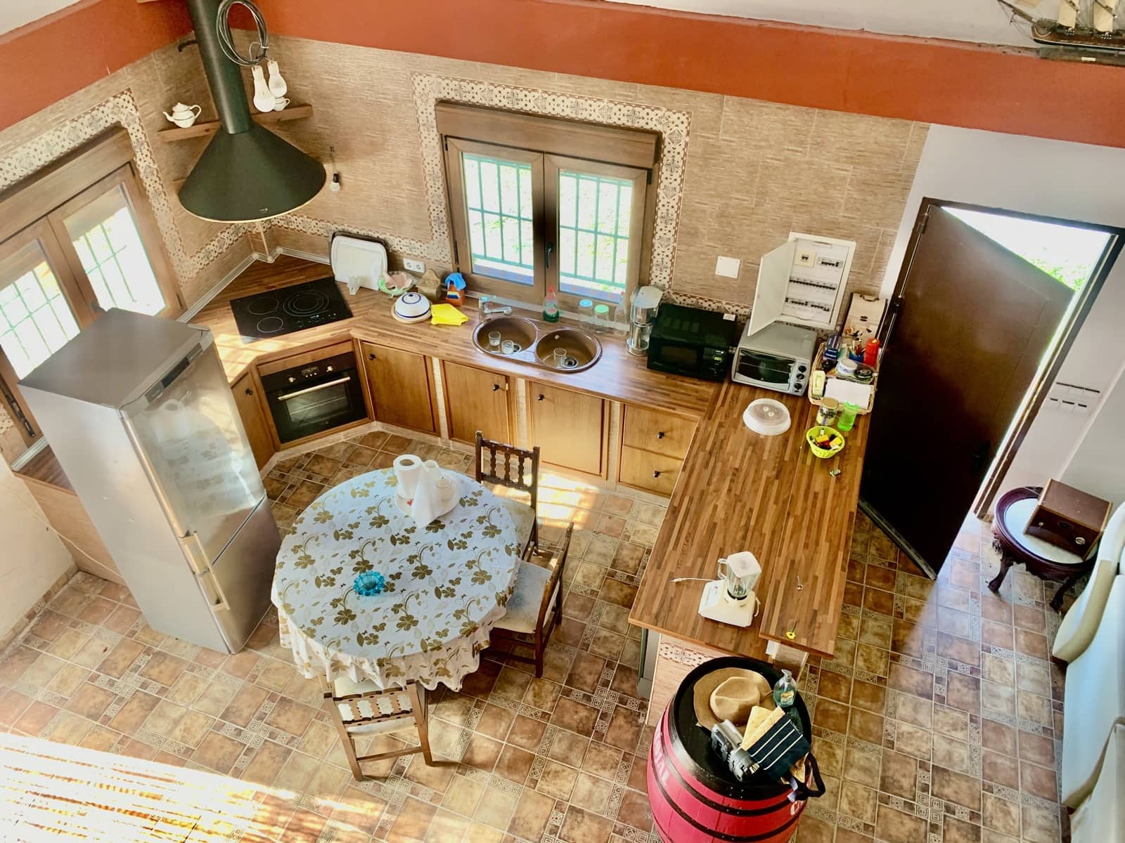 4 soveværelse Villa til salg i Alcaucin med garage - € 250.000 (Ref: 9558849)