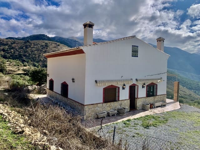 4 soveværelse Villa til salg i Alcaucín med garage - € 250.000 (Ref: 9558849)