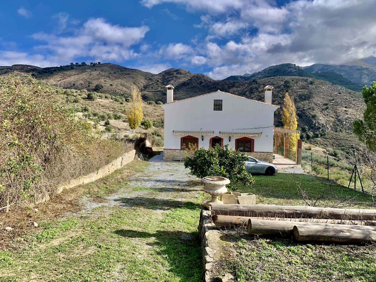 4 soveværelse Villa til salg i Alcaucin med garage - € 250.000 (Ref: 9558849)