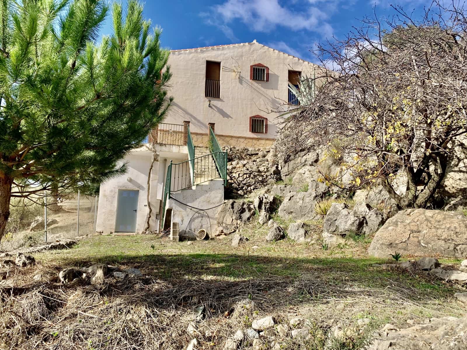 4 soveværelse Villa til salg i Alcaucin med garage - € 250.000 (Ref: 9558849)