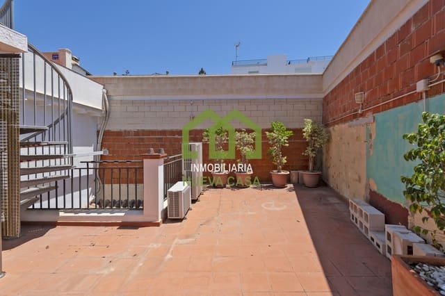 7 soverom Villa til salgs i Pedregalejo, Málaga by med garasje - € 890 000 (Ref: 9558850)