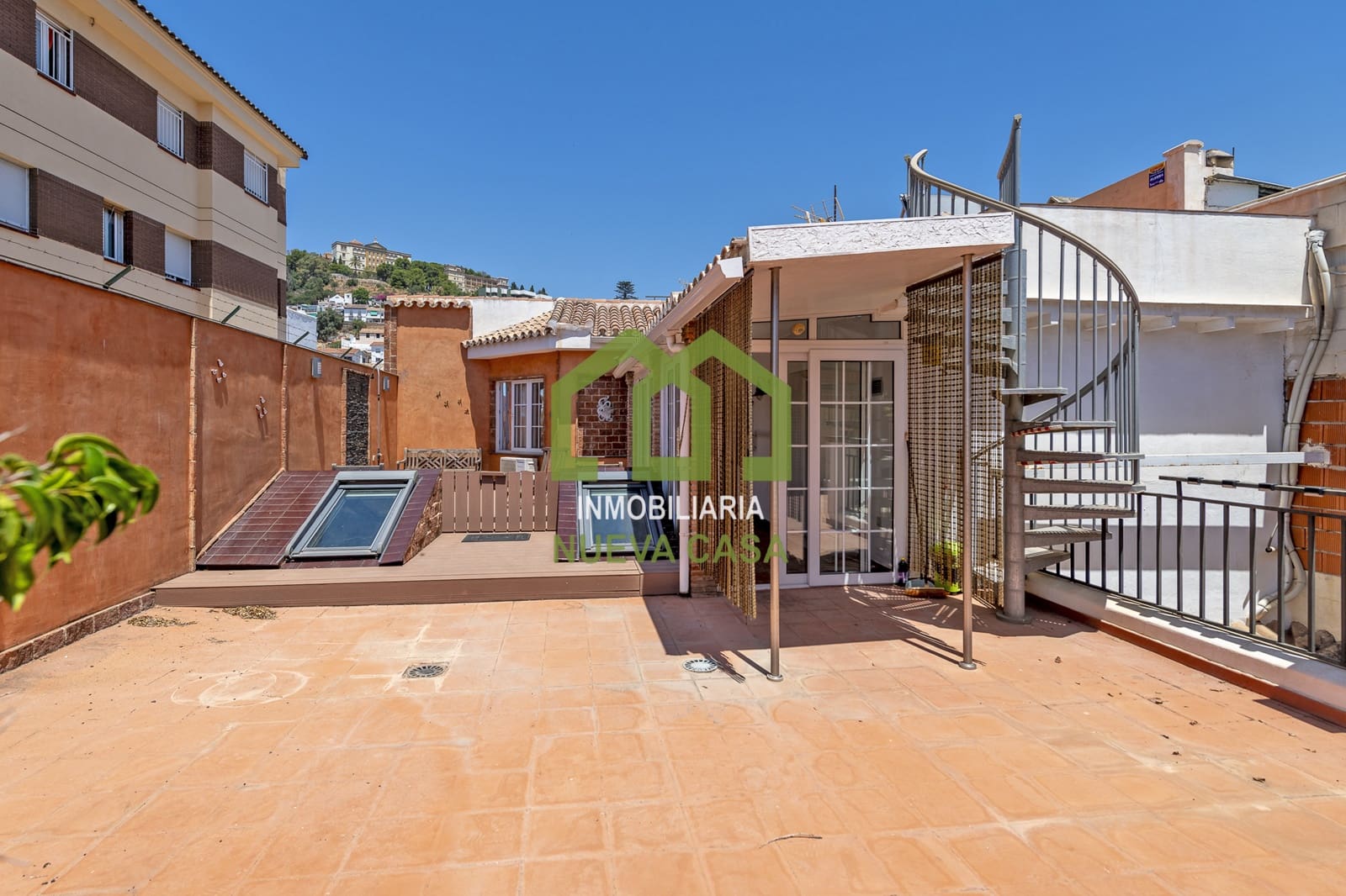 7 soverom Villa til salgs i Malaga by med garasje - € 890 000 (Ref: 9558850)