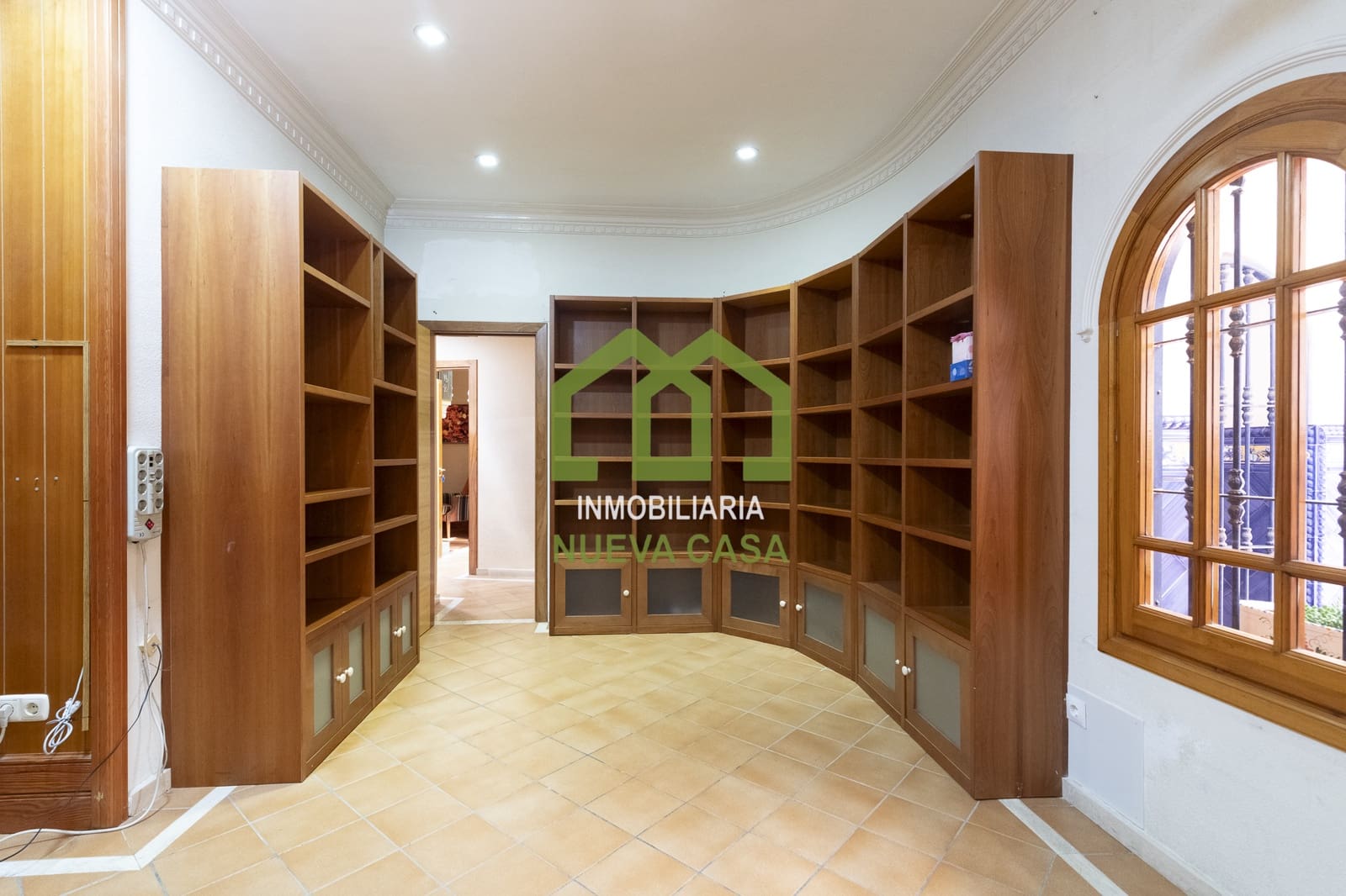 7 soverom Villa til salgs i Malaga by med garasje - € 890 000 (Ref: 9558850)