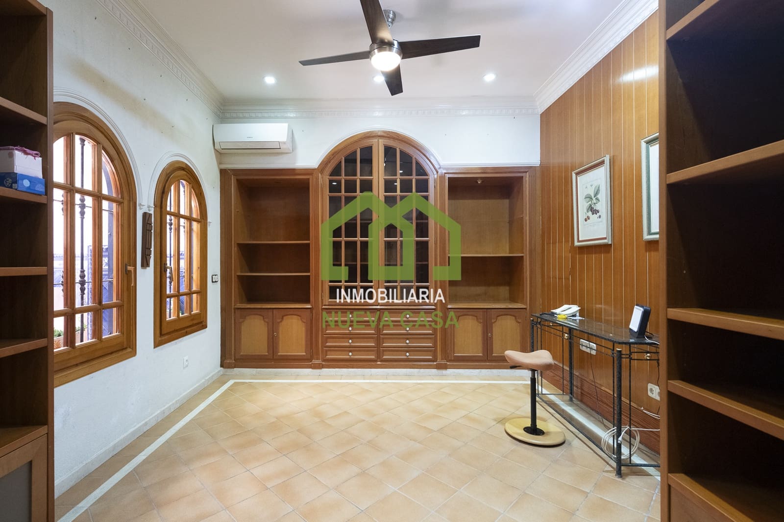 7 soverom Villa til salgs i Malaga by med garasje - € 890 000 (Ref: 9558850)