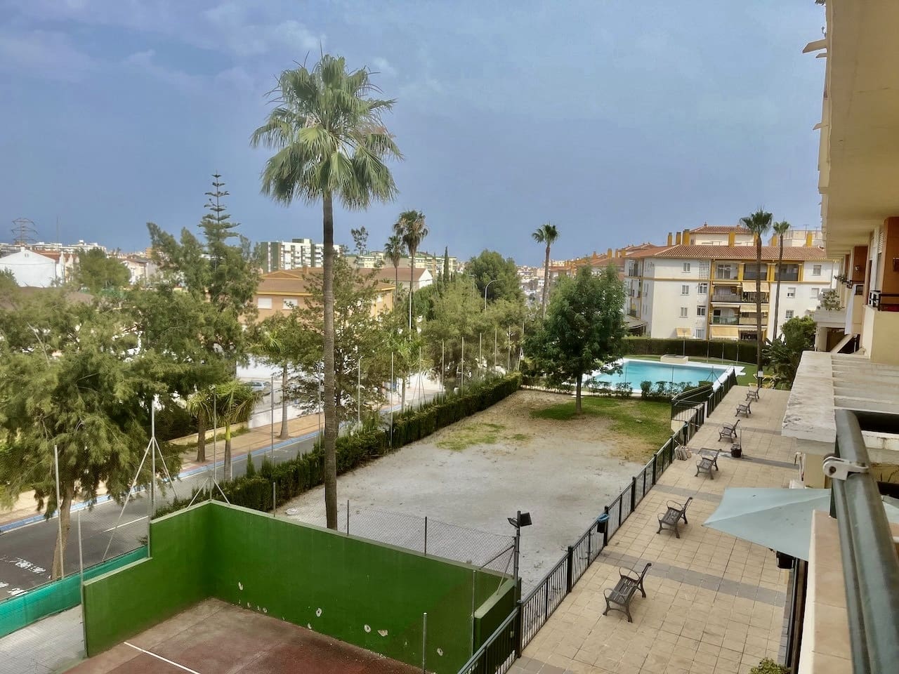 4 slaapkamer Appartement te koop in Torre del Mar met zwembad garage - € 312.000 (Ref: 9558851)