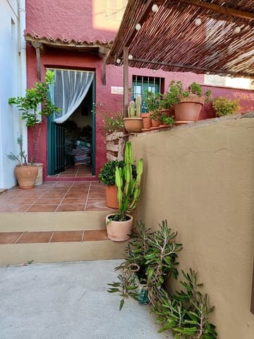 Casa de 3 habitaciones en Alcaucín en venta - 170.000 € (Ref: 9558855)