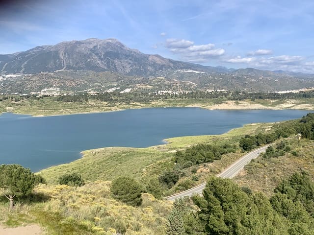 7 Zimmer Villa zu verkaufen in Viñuela mit Pool Garage - 800.000 € (Ref: 9558856)