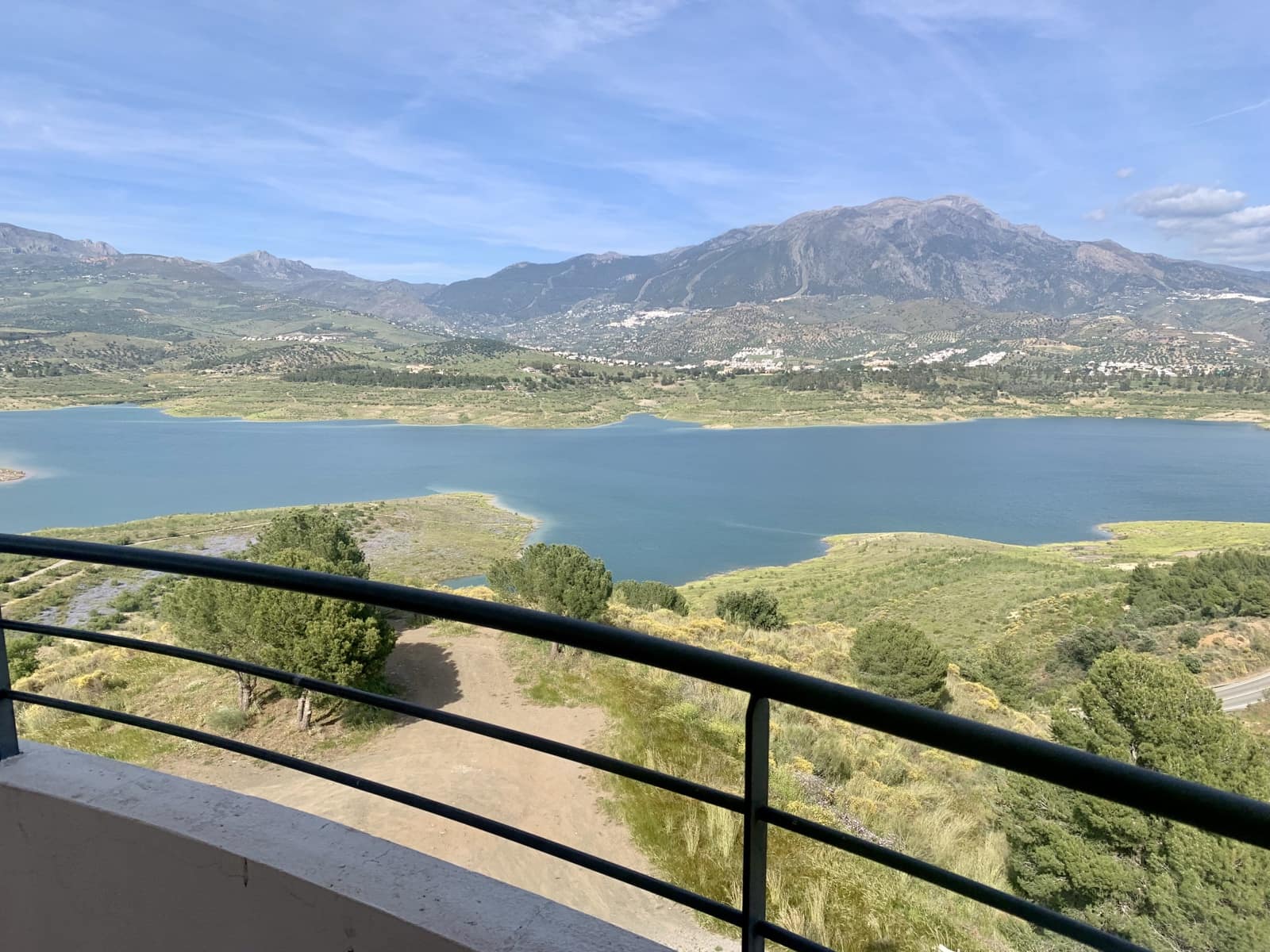 7 Zimmer Villa zu verkaufen in Vinuela mit Pool Garage - 800.000 € (Ref: 9558856)