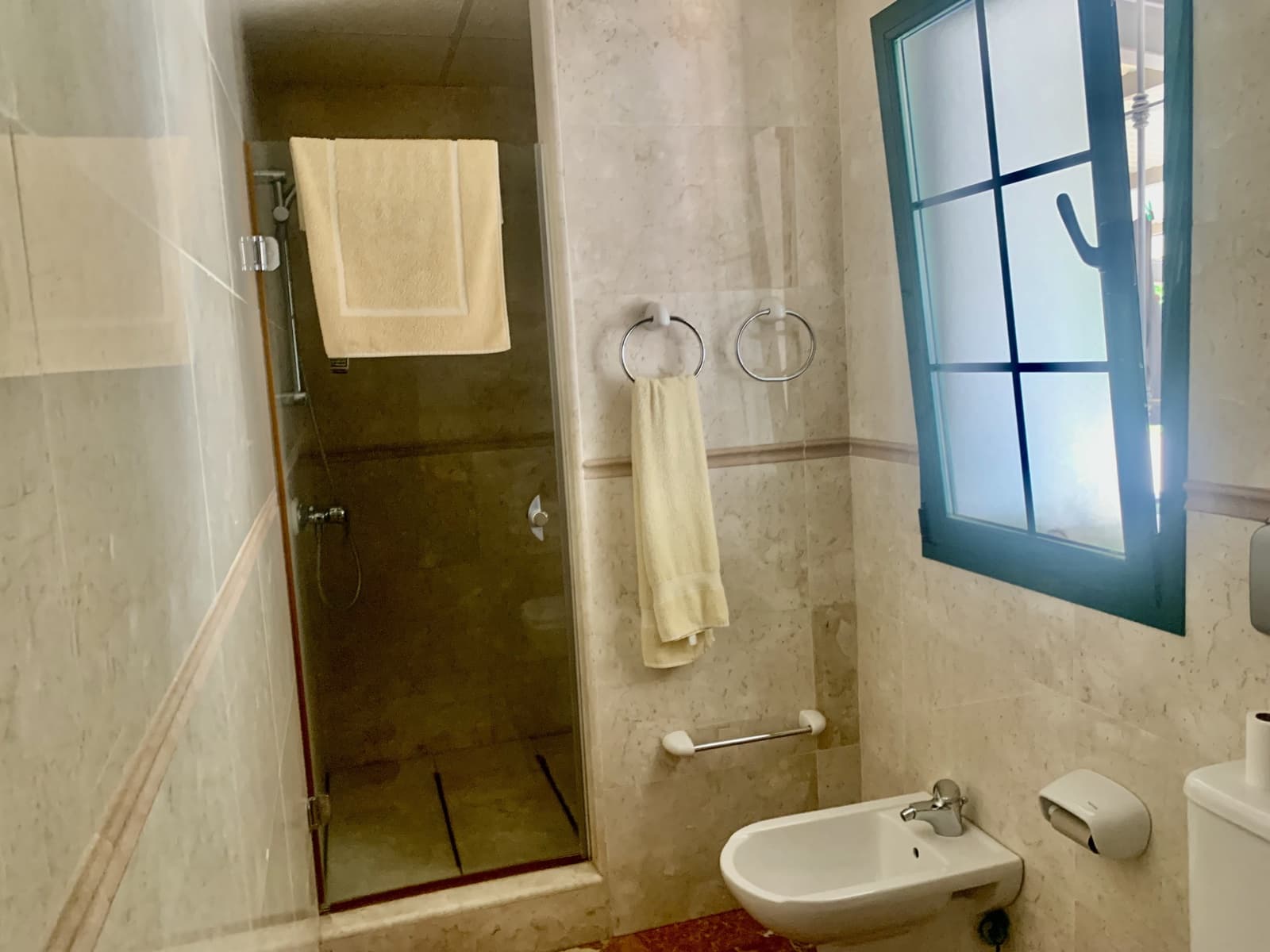 7 Zimmer Villa zu verkaufen in Vinuela mit Pool Garage - 800.000 € (Ref: 9558856)