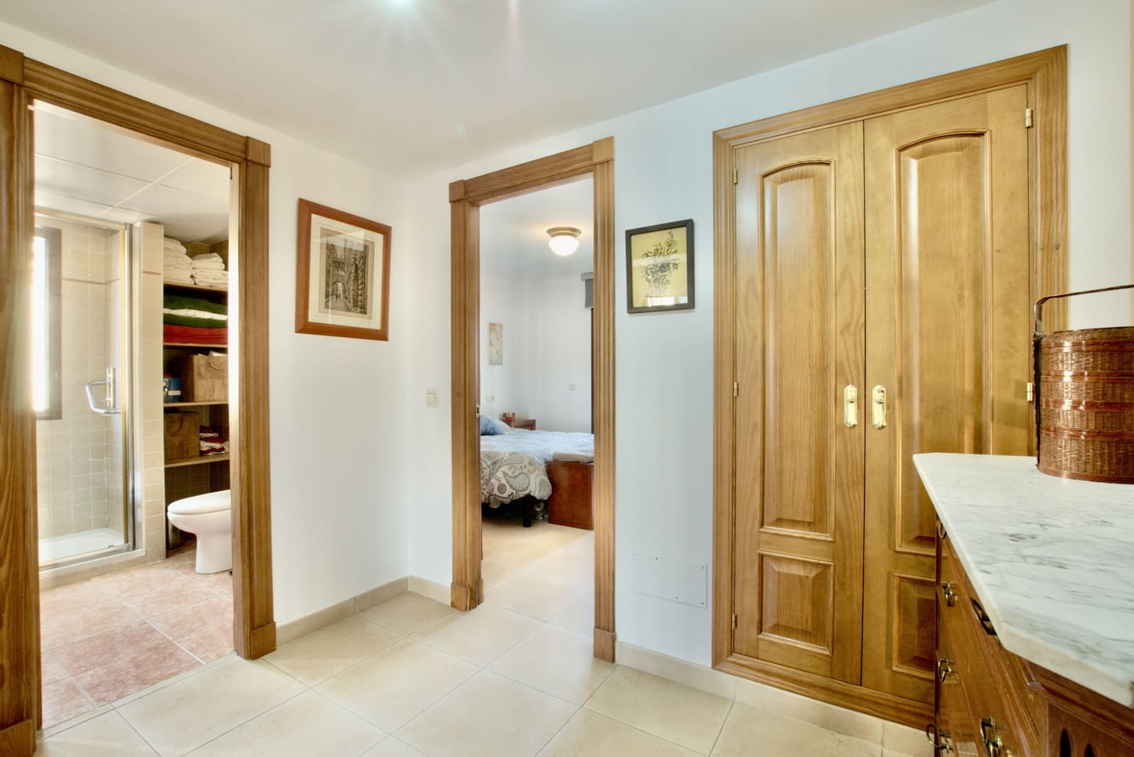 3 makuuhuone Huvila myytävänä paikassa Alhaurin de la Torre mukana uima-altaan 
autotalli - 525 000 € (Ref: 9558857)