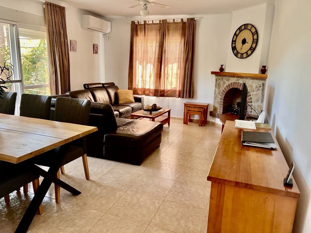 2 sovrum Villa till salu i Venta Baja med pool garage - 285 000 € (Ref: 9573966)