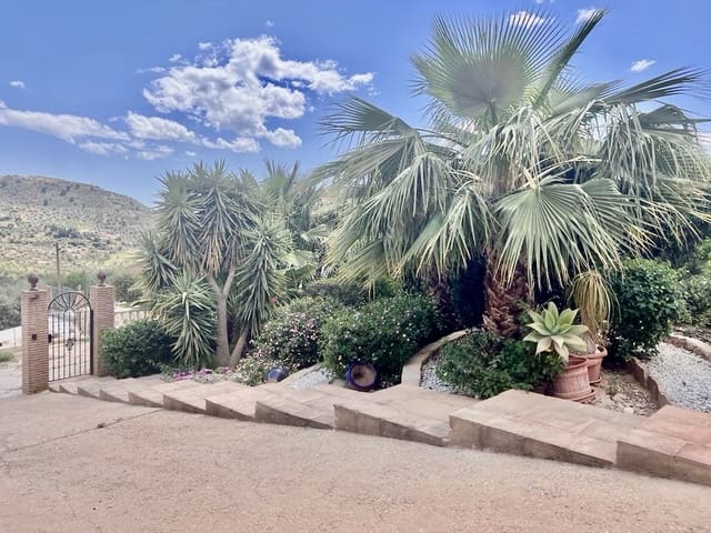 2 chambre Villa/Maison à vendre à Venta Baja, Alcaucín avec piscine garage - 285 000 € (Ref: 9573966)