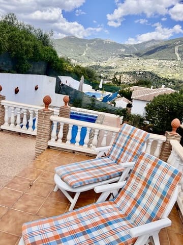 2 chambre Villa/Maison à vendre à Venta Baja, Alcaucín avec piscine garage - 285 000 € (Ref: 9573966)