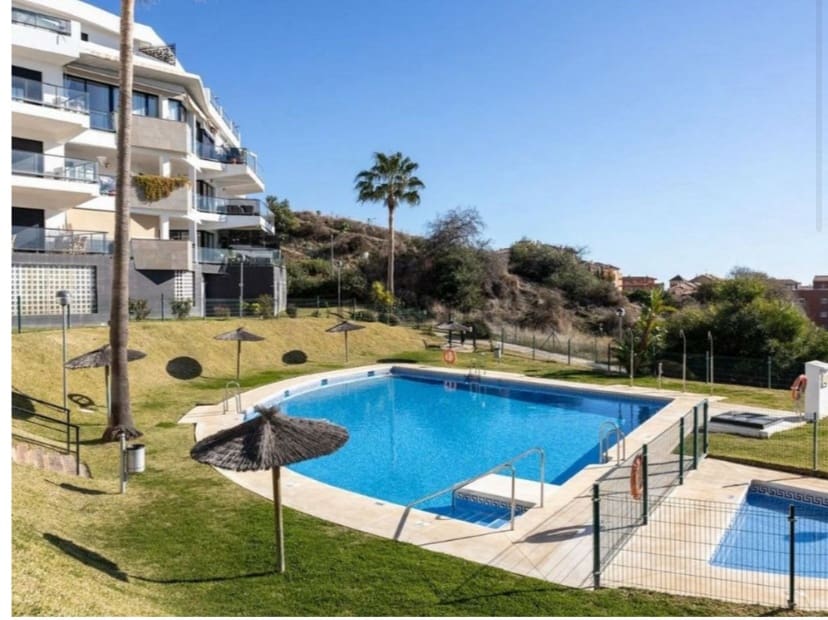 2 Zimmer Apartment zu verkaufen in Mijas Costa mit Pool Garage - 298.000 € (Ref: 9602541)