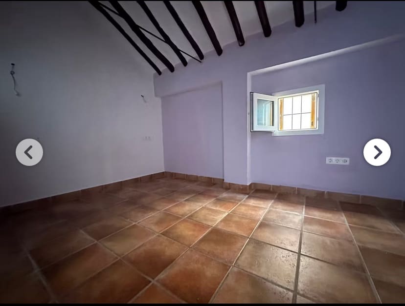 4 bedroom Finca/Country House for sale in Villanueva del Trabuco with garage - € 124,000 (Ref: 9723859)