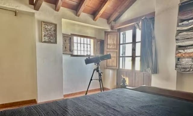3 soveværelse Finca/Landehus til salg i Villanueva del Trabuco med garage - € 180.000 (Ref: 9730919)