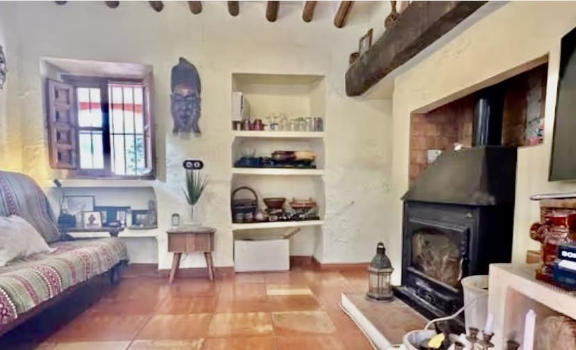 3 bedroom Finca/Country House for sale in Villanueva del Trabuco with garage - € 179,900 (Ref: 9730919)