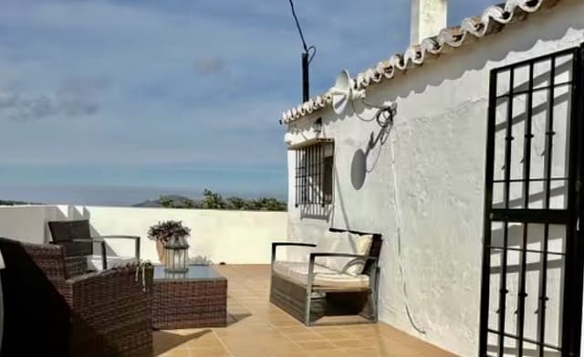 3 soveværelse Finca/Landehus til salg i Villanueva del Trabuco med garage - € 180.000 (Ref: 9730919)