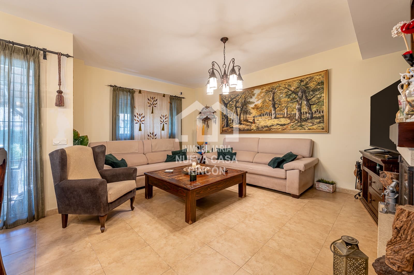 5 sypialnia Willa na sprzedaż w Alhaurin de la Torre z basenem garażem - 634 000 € (Ref: 9753749)