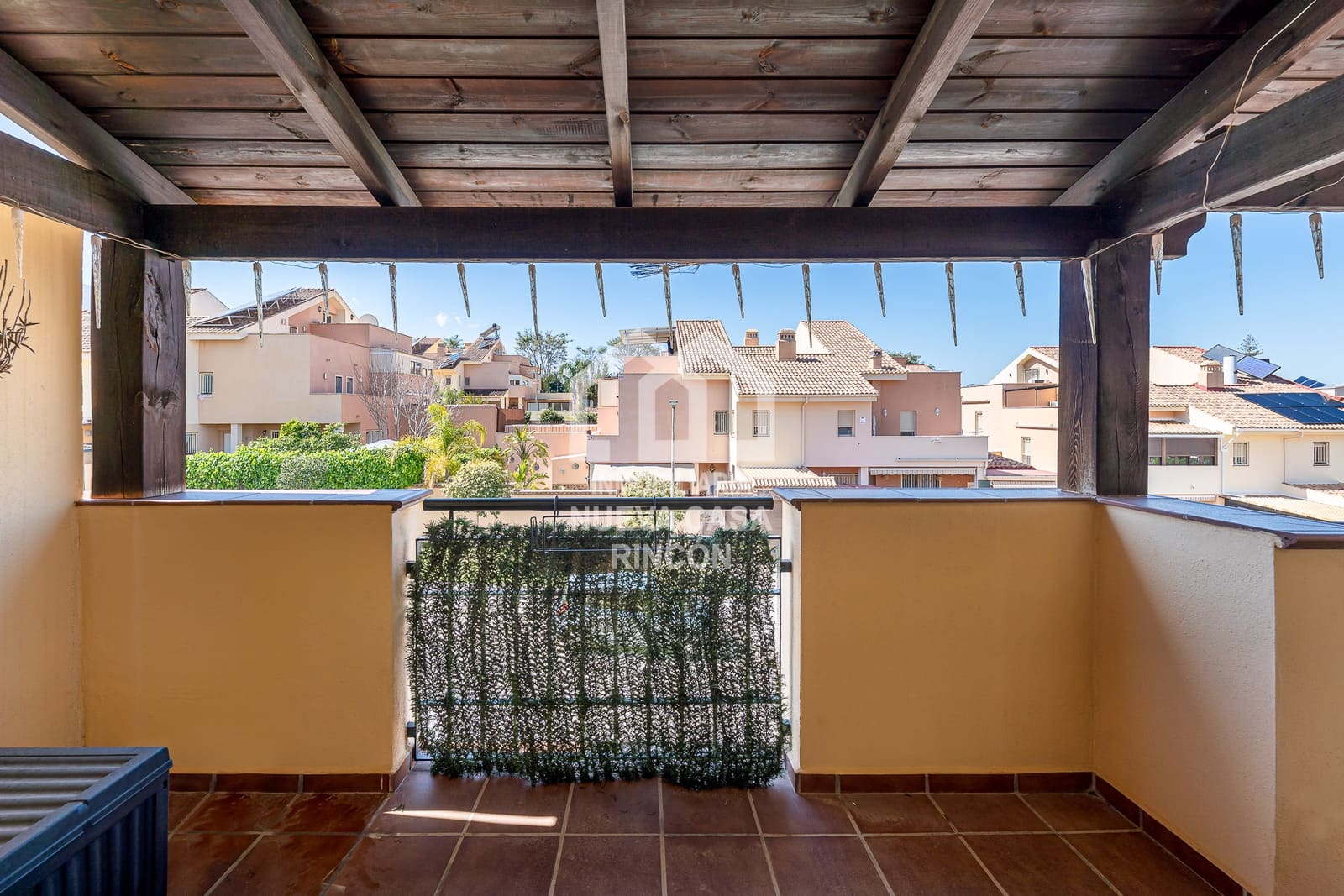 5 sypialnia Willa na sprzedaż w Alhaurin de la Torre z basenem garażem - 634 000 € (Ref: 9753749)