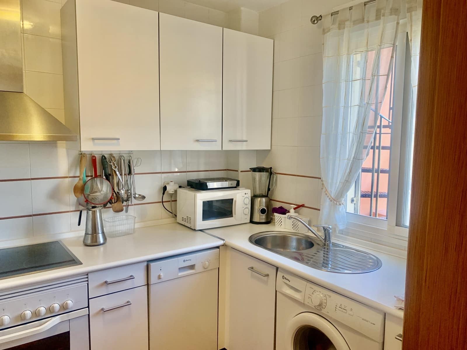 3 sypialnia Dom szeregowy na sprzedaż w Torrox-Costa z basenem garażem - 330 000 € (Ref: 9782484)