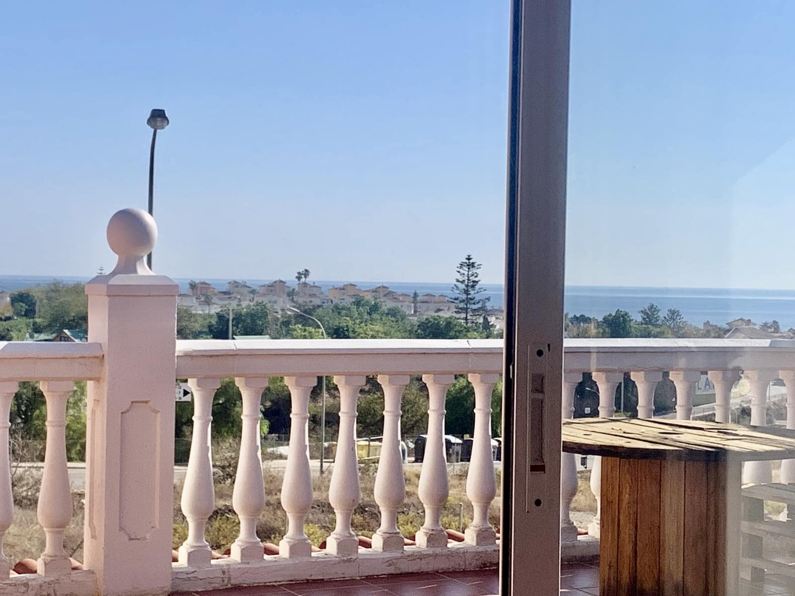 3 sypialnia Dom szeregowy na sprzedaż w Torrox-Costa z basenem garażem - 330 000 € (Ref: 9782484)