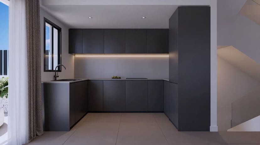 4 sypialnia Willa na sprzedaż w Torre del Mar z basenem garażem - 630 000 € (Ref: 9782855)