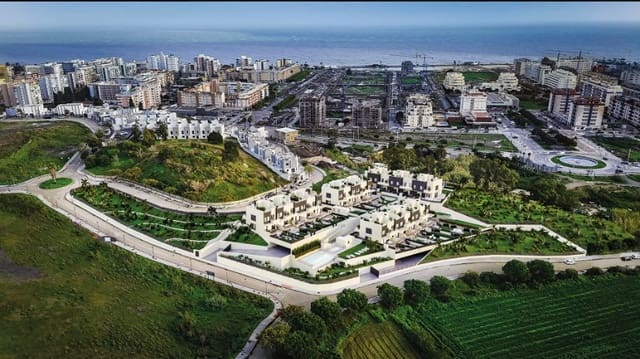 4 sovrum Villa till salu i Torre del Mar, Vélez-Málaga med pool garage - 630 000 € (Ref: 9782855)