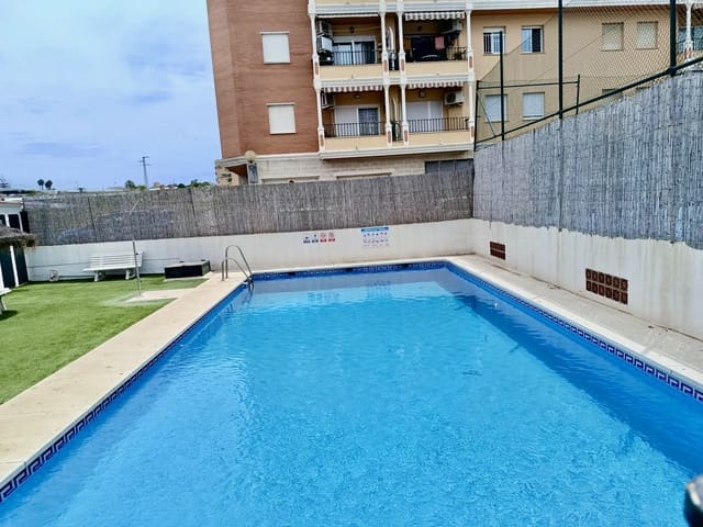 2 soveværelse Lejlighed til salg i Torrox-Costa, Torrox med swimmingpool garage - € 271.000 (Ref: 9848047)