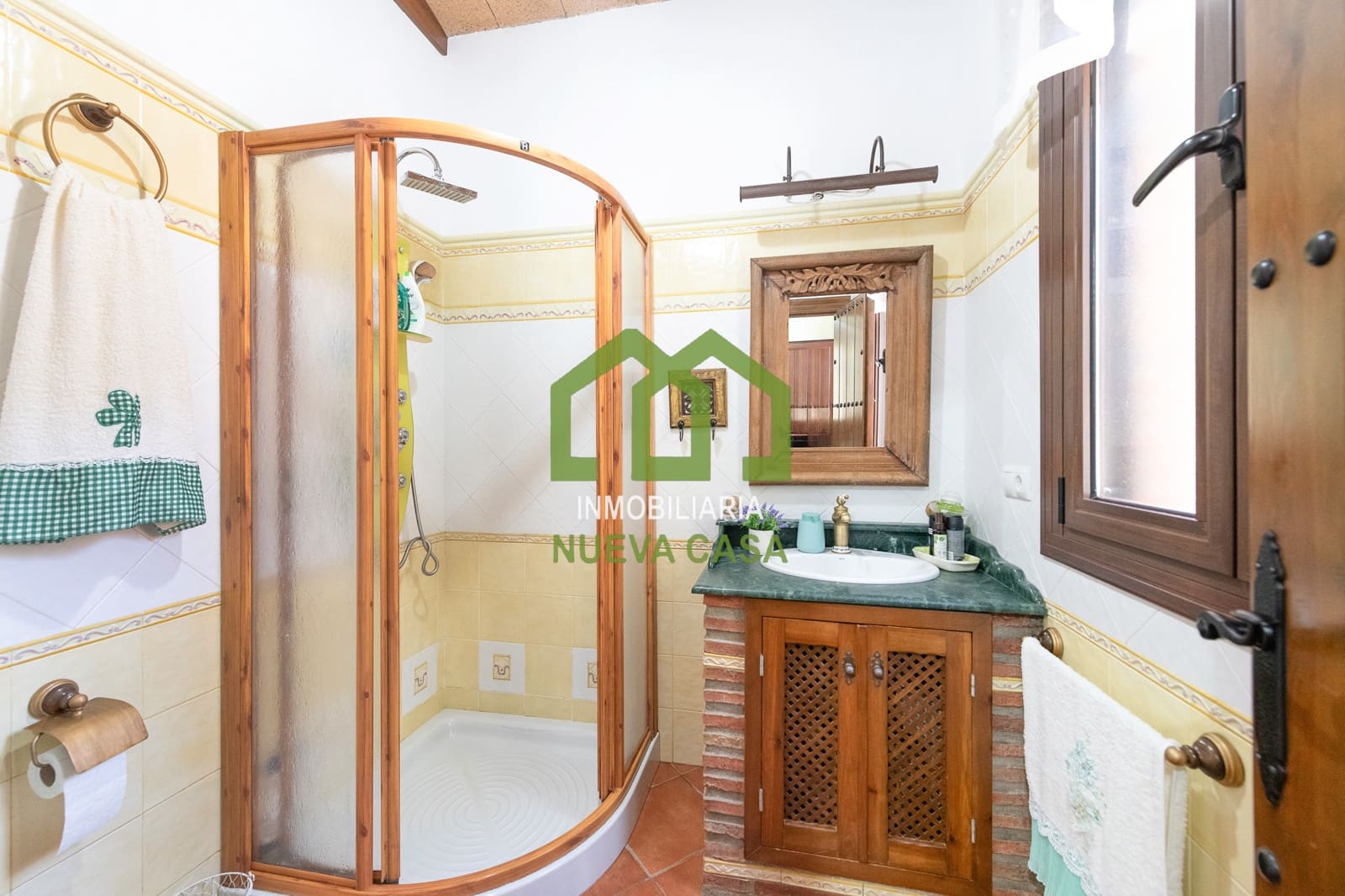 4 bedroom Villa for sale in Villanueva del Trabuco with garage - € 650,000 (Ref: 9848048)