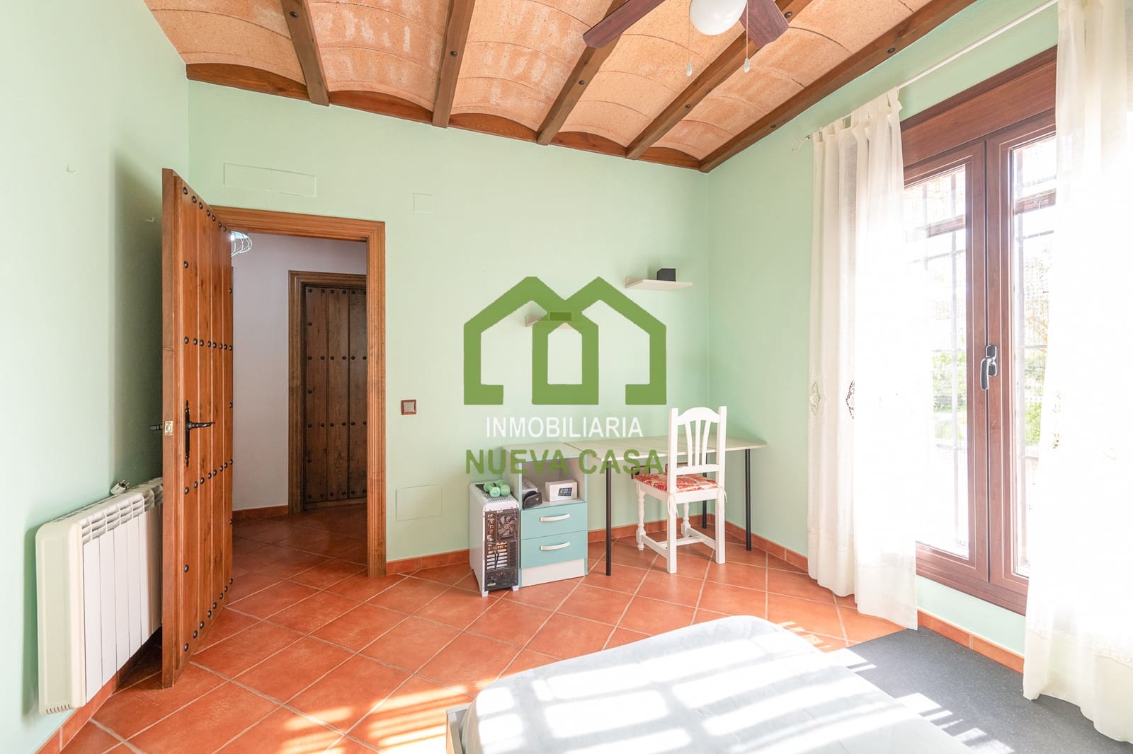 4 bedroom Villa for sale in Villanueva del Trabuco with garage - € 650,000 (Ref: 9848048)