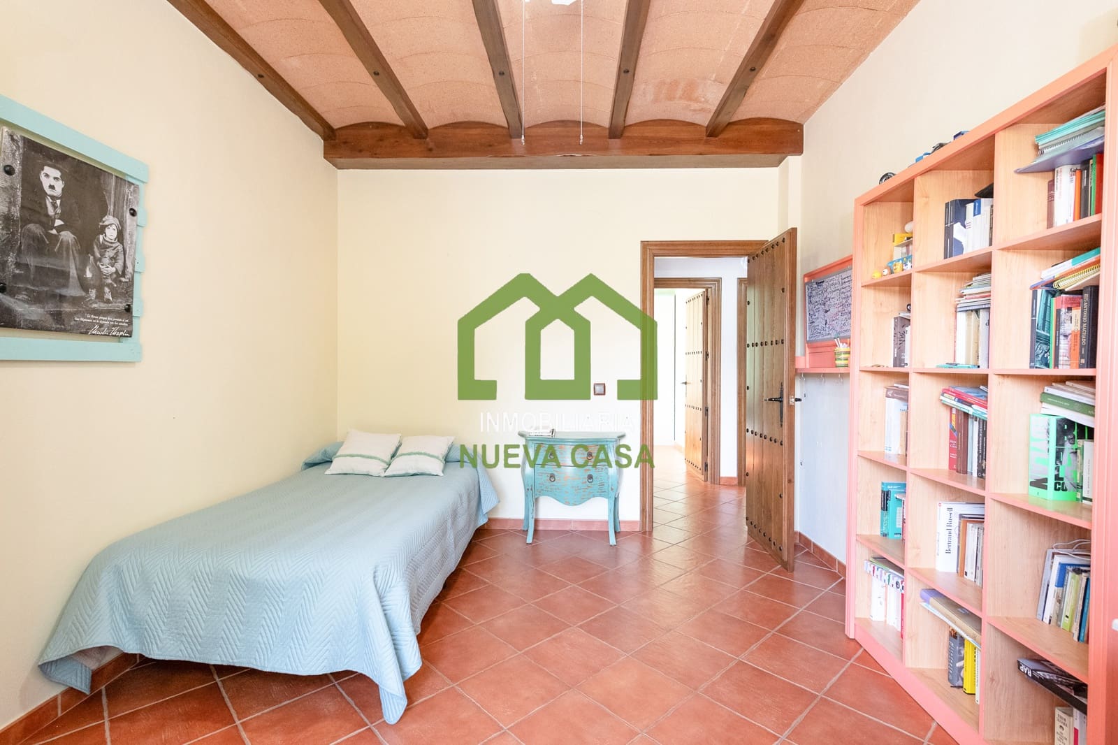 4 bedroom Villa for sale in Villanueva del Trabuco with garage - € 650,000 (Ref: 9848048)