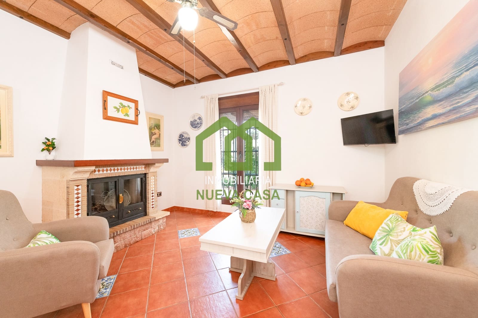 4 bedroom Villa for sale in Villanueva del Trabuco with garage - € 650,000 (Ref: 9848048)