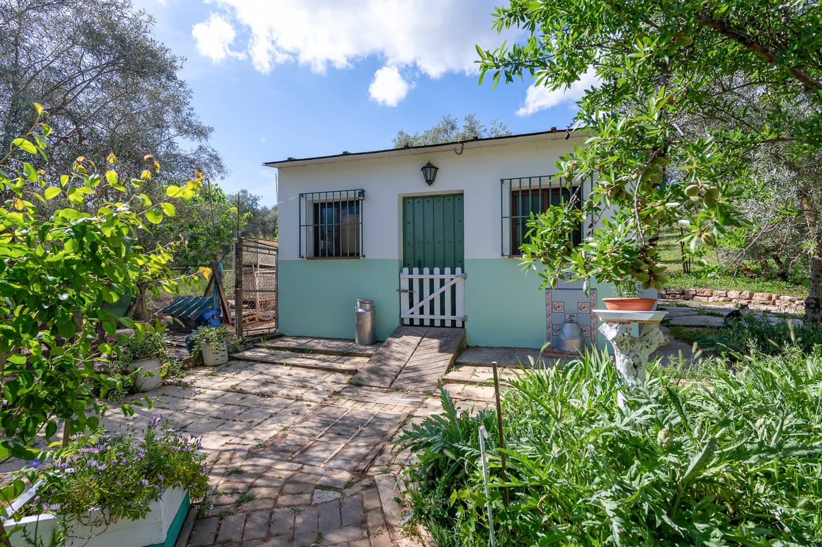 4 bedroom Villa for sale in Villanueva del Trabuco with garage - € 650,000 (Ref: 9848048)