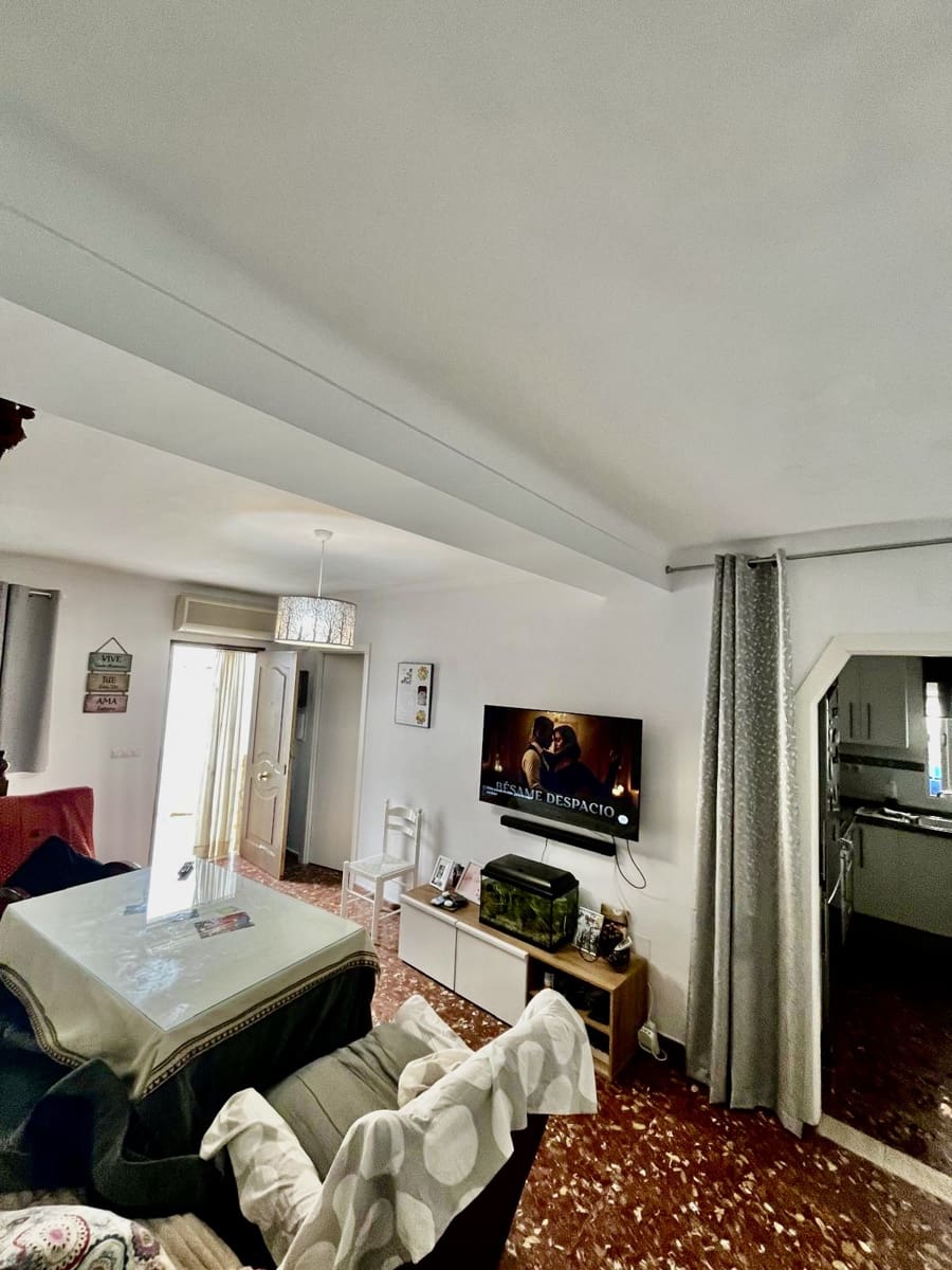 4 bedroom Townhouse for sale in Villanueva del Trabuco - € 155,000 (Ref: 9848909)