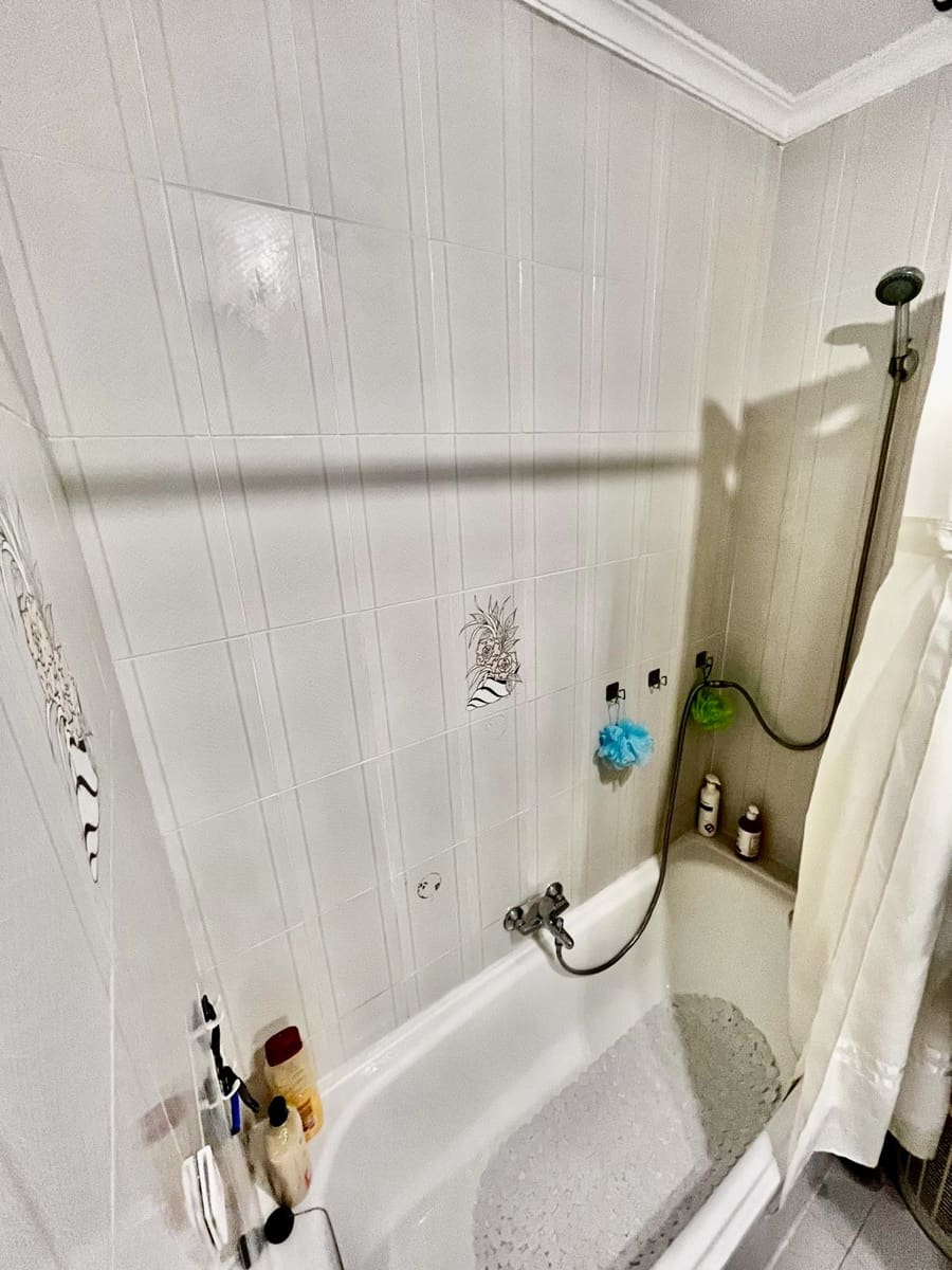 4 bedroom Townhouse for sale in Villanueva del Trabuco - € 155,000 (Ref: 9848909)