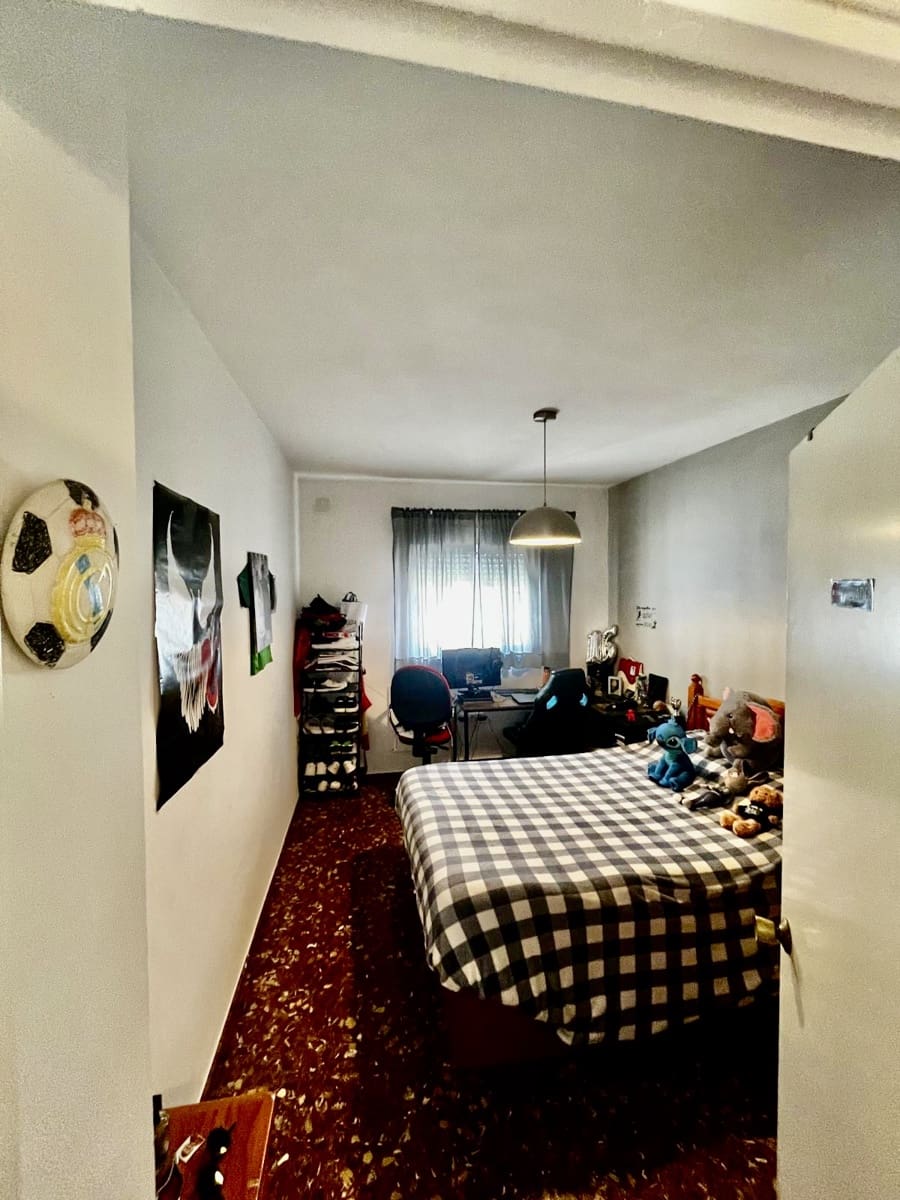 4 bedroom Townhouse for sale in Villanueva del Trabuco - € 155,000 (Ref: 9848909)