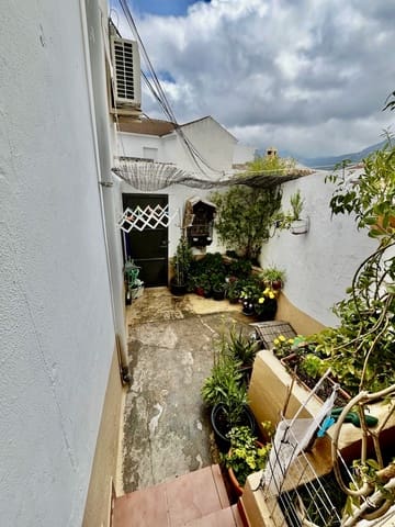 4 soverom Hus til salgs i Villanueva del Trabuco - € 155 000 (Ref: 9848909)
