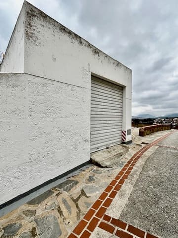 4 soverom Hus til salgs i Villanueva del Trabuco - € 155 000 (Ref: 9848909)