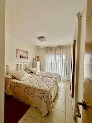 Ático de 2 habitaciones en Torre del Mar, Vélez-Málaga en venta con piscina garaje - 449.000 € (Ref: 9942879)