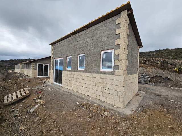 4 makuuhuone Maalaistalo myytävänä paikassa Guía de Isora - 390 000 € (Ref: 10035966)