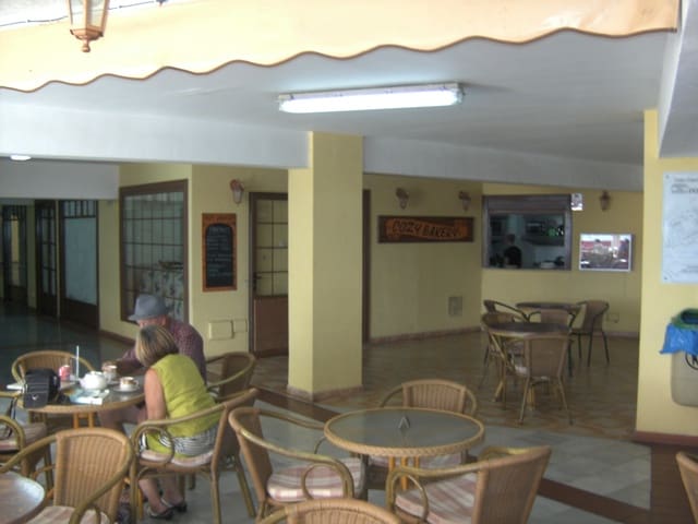 Local Commercial à vendre à Playa de las Americas, Arona - 600 000 € (Ref: 7411422)